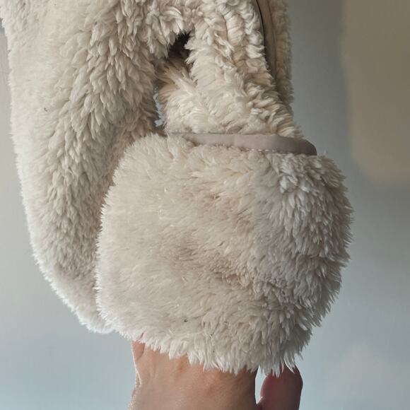 Nike Hooded Sherpa Baby Coverall in Pale Ivory 6M - Picture 6 of 9